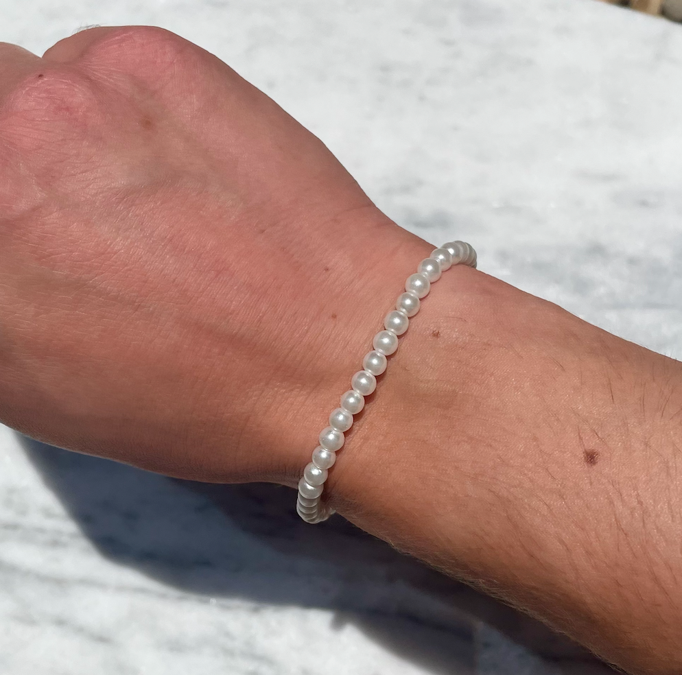Dainty Pearl Bracelet