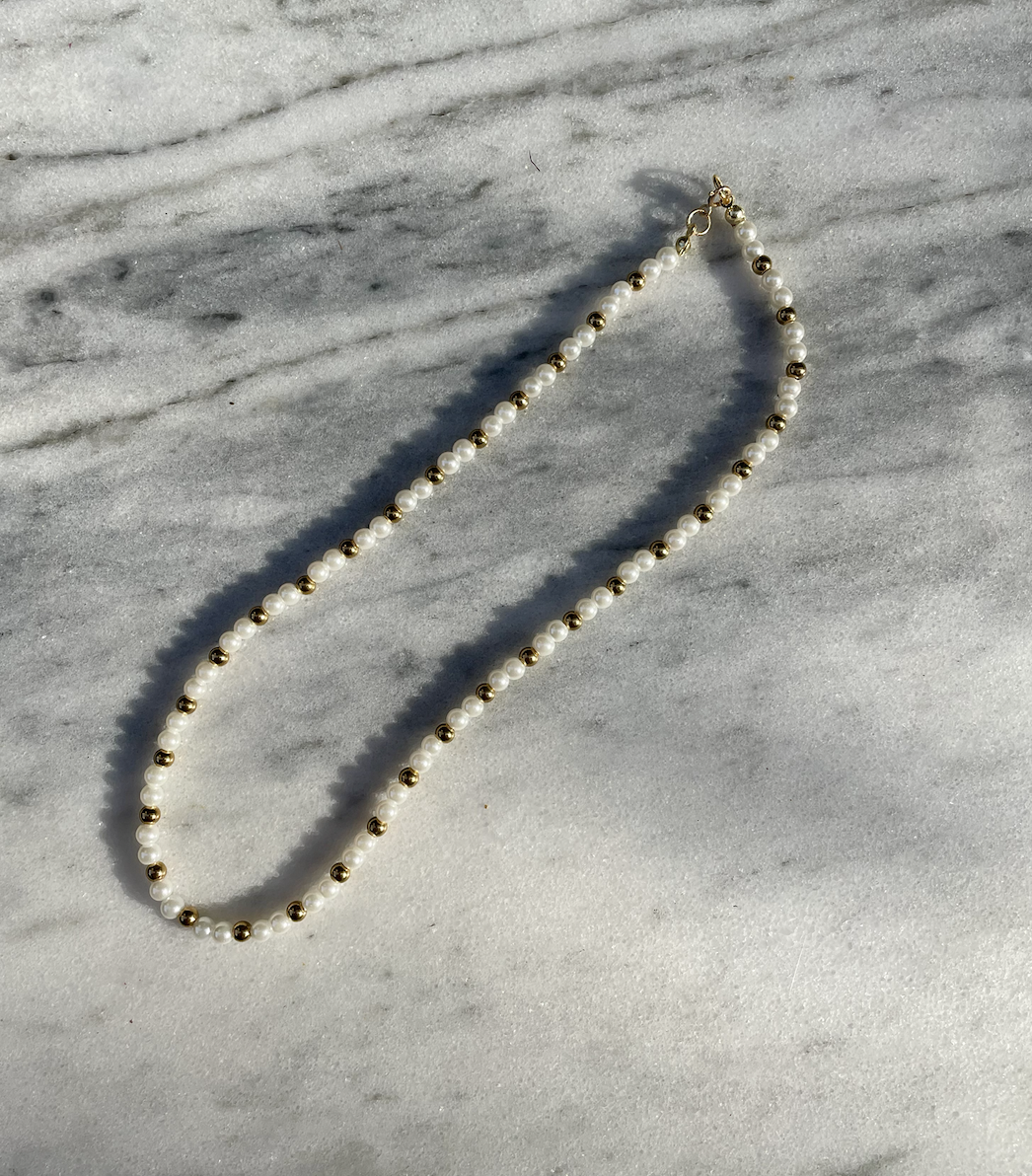 Dot Necklace