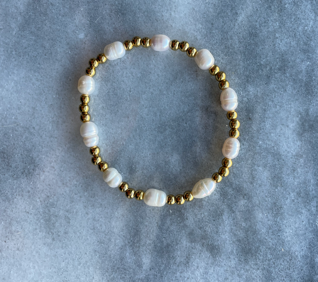 Pearl and Gold Bracelet